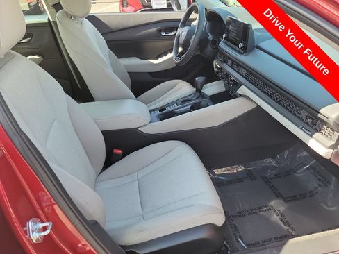 Used 2025 Honda Accord LX image 18