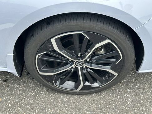 Certified 2024 Nissan Altima 2.5 SR w/ SR Premium Package FWD image 10
