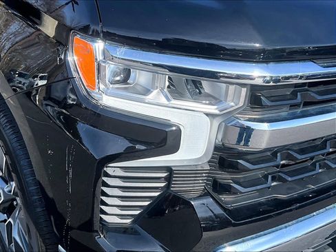 Used 2024 Chevrolet Silverado 1500 LT image 34