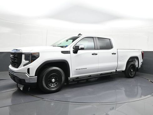 Used 2024 GMC Sierra 1500 Pro w/ Pro Value Package AWD/4WD image 1