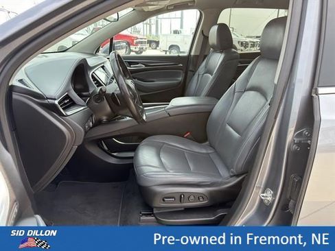 Used 2021 Buick Enclave Premium w/ Sun and Sites Package AWD/4WD image 13