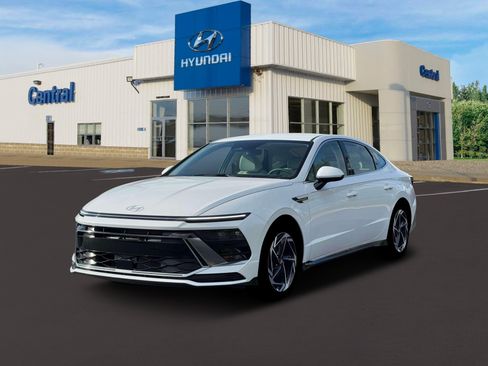 New 2026 Hyundai Sonata SEL FWD image 1