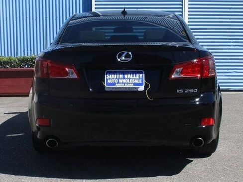 Used 2011 Lexus IS 250 w/ Premium Pkg Value Edition RWD image 7