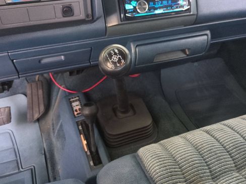 Used 1992 Chevrolet Silverado 1500 4x4 Extended Cab image 27
