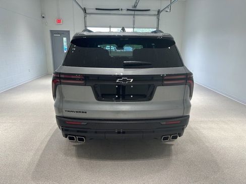 New 2026 Chevrolet Traverse LT w/ Midnight/Sport Edition image 5