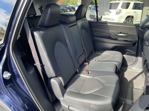 Certified 2024 Toyota Grand Highlander XLE image 22
