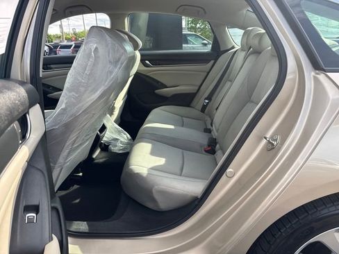 Used 2019 Honda Accord LX image 14