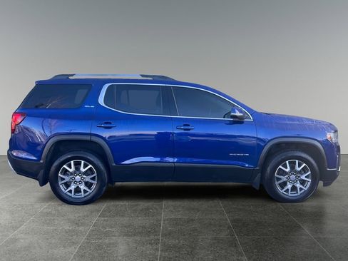 Used 2023 GMC Acadia SLE image 8