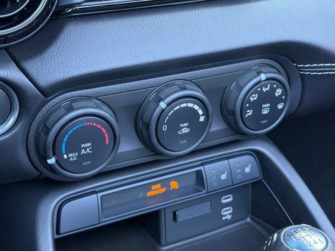 New 2026 MAZDA MX-5 Miata Club w/ Interior Package RWD image 23