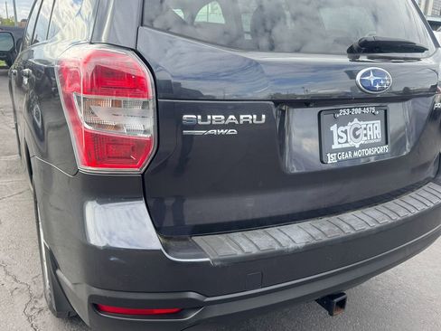 Used 2016 Subaru Forester 2.5i Premium w/ All-Weather Package AWD/4WD image 9