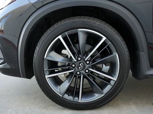 Used 2024 INFINITI QX55 Essential w/ Accent Package image 25