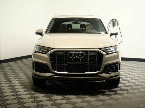 Used 2022 Audi Q7 3.0T Premium Plus image 2