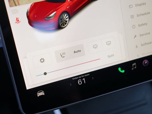 Used 2020 Tesla Model 3 Standard Range Plus RWD image 19