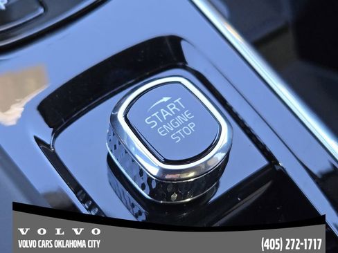 New 2026 Volvo XC60 B5 Plus w/ Protection Package Premier image 19