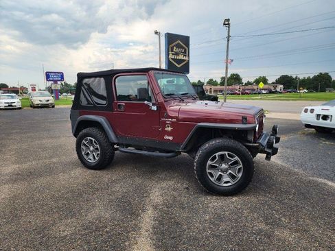 Used 2001 Jeep Wrangler Sahara AWD/4WD image 2