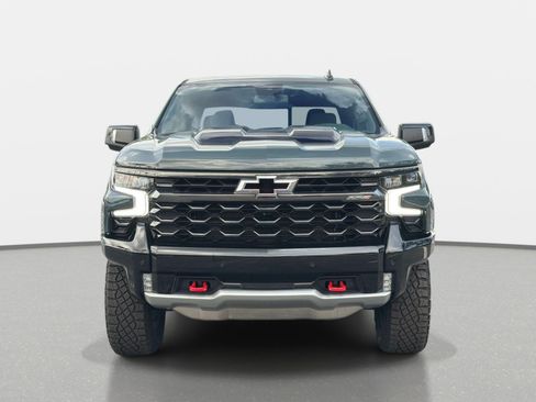 Used 2025 Chevrolet Silverado 1500 ZR2 AWD/4WD image 8