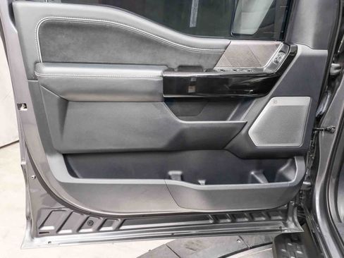 Used 2022 Ford F150 Lightning Platinum AWD/4WD image 27