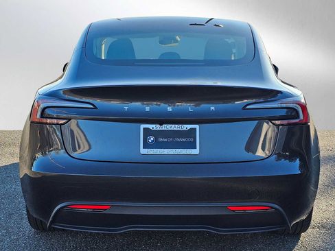 Used 2024 Tesla Model 3 Standard Range image 4