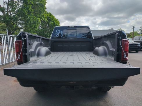 New 2026 RAM 2500 Laramie AWD/4WD image 10