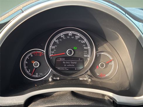 Used 2017 Volkswagen Beetle #PinkBeetle image 20