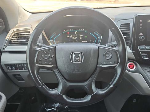 Used 2022 Honda Odyssey EX-L image 11