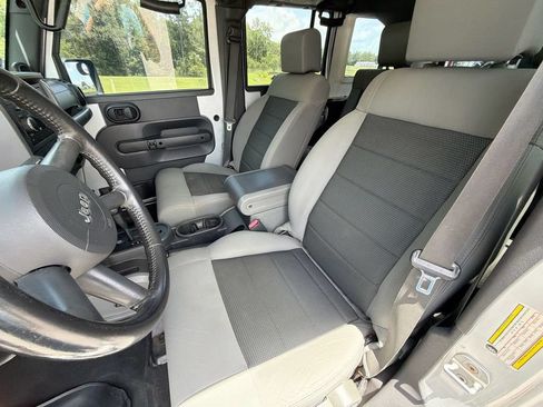 Used 2008 Jeep Wrangler Unlimited X AWD/4WD image 15