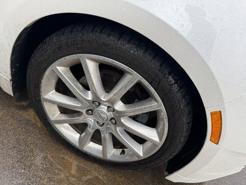 Used 2016 Lincoln MKZ w/ Equipment Group 300A Reserve image 4