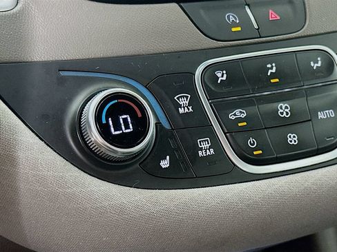 Used 2024 Chevrolet Malibu LT FWD image 28