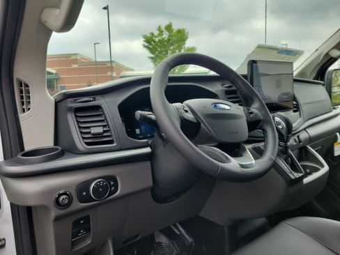 New 2026 Ford Transit 150 Low Roof RWD image 17