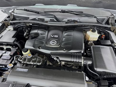 Used 2021 Nissan Armada SV image 30