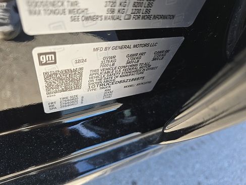 Used 2025 GMC Sierra 1500 Elevation image 10