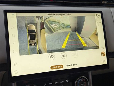 Certified 2023 Land Rover Range Rover SE AWD/4WD image 19