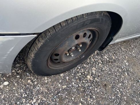 Used 2010 Hyundai Elantra GLS image 4