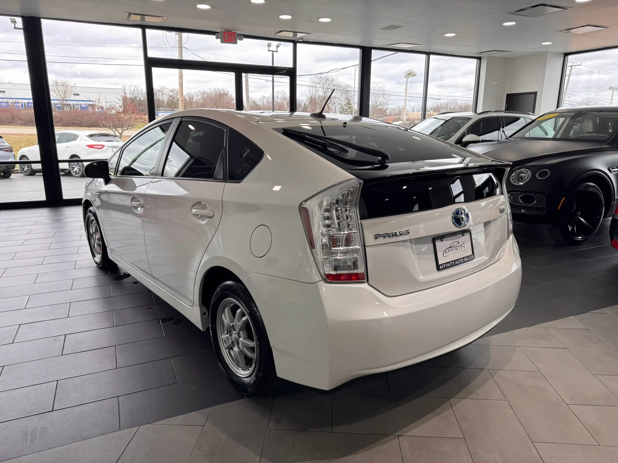 Used 2011 Toyota Prius Two FWD image 3