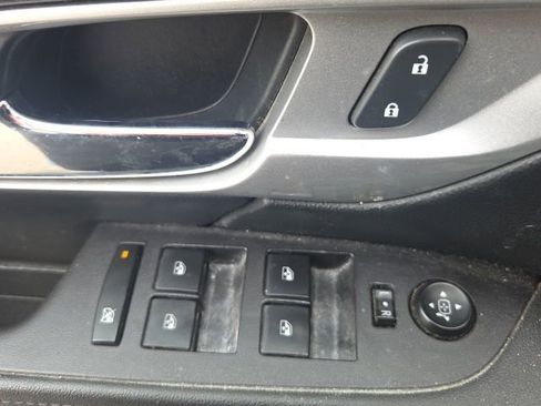 Used 2017 GMC Terrain SLE FWD image 22