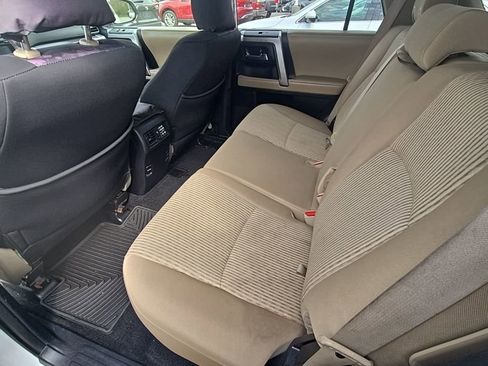 Used 2016 Toyota 4Runner SR5 image 11