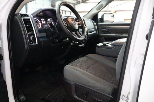 Used 2015 RAM 3500 SLT AWD/4WD image 30