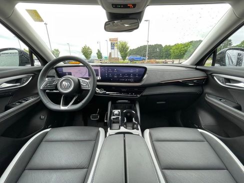 Used 2025 Buick Envision Sport Touring AWD/4WD image 29