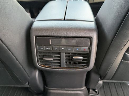 Used 2021 MAZDA CX-9 Touring w/ Touring Premium Package FWD image 8