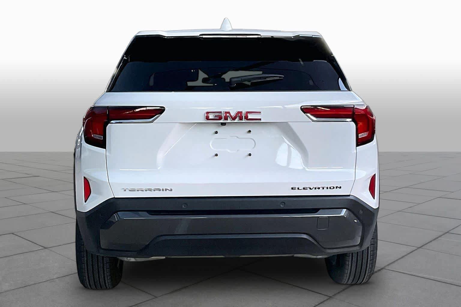 Used 2026 GMC Terrain Elevation FWD image 5