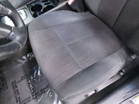Used 2012 Nissan Altima 2.5 S w/ 20th Anniversary Pkg FWD image 11