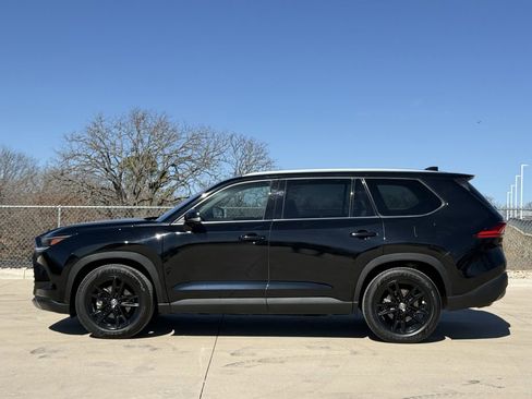 Certified 2024 Toyota Grand Highlander Limited image 3