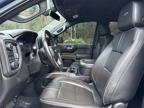 Certified 2021 Chevrolet Silverado 1500 High Country w/ Z71 Off-Road Package image 9