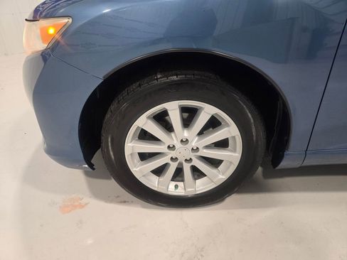 Used 2011 Toyota Venza image 4