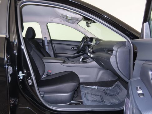 Certified 2025 Nissan Sentra S image 25