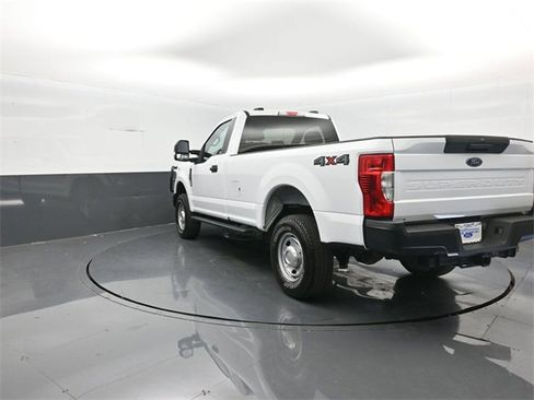 Used 2022 Ford F350 XL w/ Power Equipment Group image 5