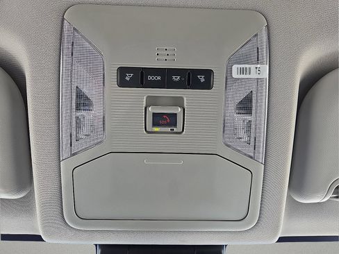 Used 2025 Toyota RAV4 LE FWD image 19
