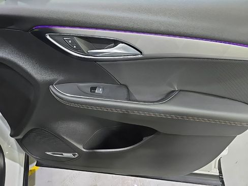 Certified 2025 Buick Envision Sport Touring image 9