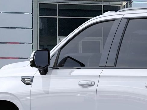 New 2026 GMC Yukon AT4 w/ AT4 Preferred Package AWD/4WD image 12