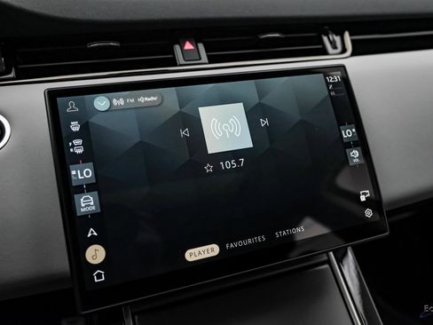 Used 2024 Land Rover Range Rover Evoque Dynamic SE image 58